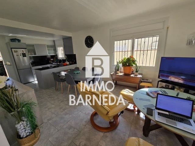 2 makuuhuone Huvila myytävänä paikassa Empuriabrava, Castelló d'Empúries mukana uima-altaan 
autotalli - 495 000 € (Ref: 9825711)
