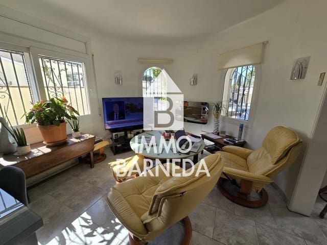 2 makuuhuone Huvila myytävänä paikassa Empuriabrava, Castelló d'Empúries mukana uima-altaan 
autotalli - 495 000 € (Ref: 9825711)