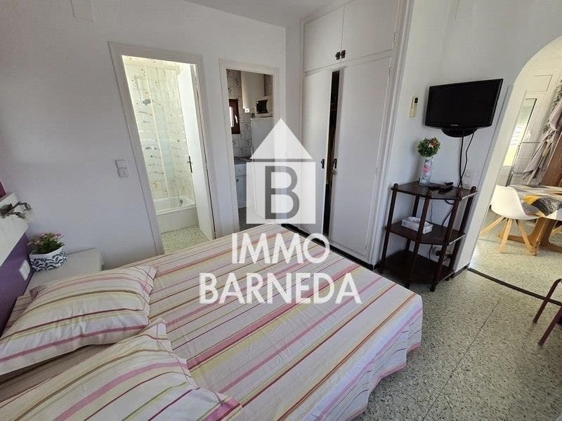 2 bedroom Villa for sale in Empuriabrava with pool garage - € 495,000 (Ref: 9825711)