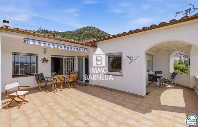 2 soveværelse Villa til salg i El Mas Fumats, Roses med garage - € 359.000 (Ref: 9829430)