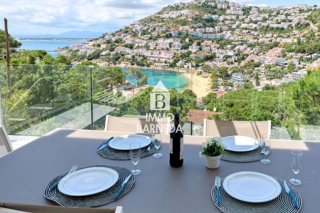 2 sovrum Lägenhet till salu i Roses - 369 000 € (Ref: 9832753)