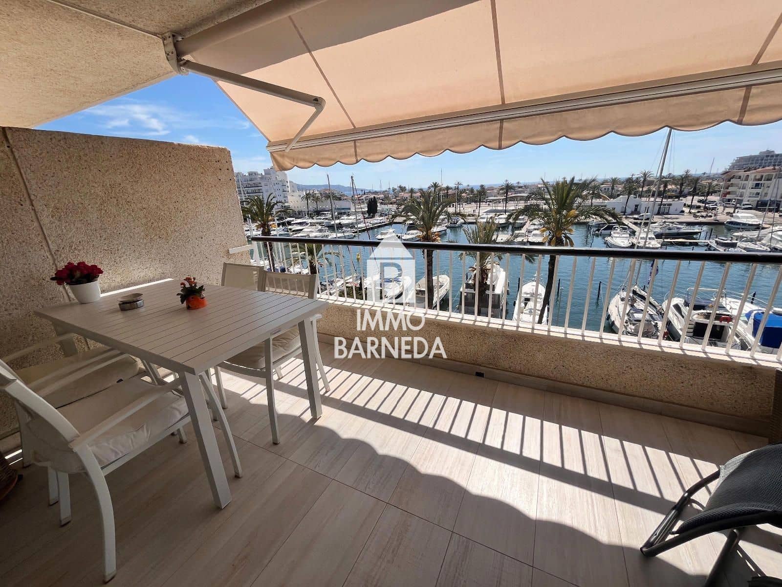 2 slaapkamer Flat te koop in Empuriabrava met garage - € 325.000 (Ref: 9838410)