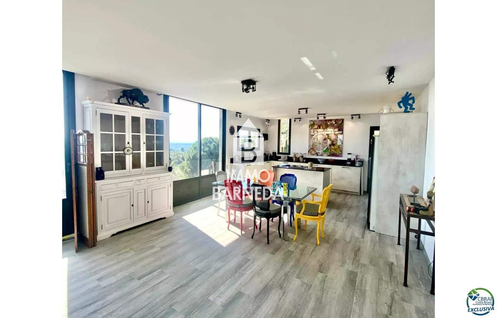 4 bedroom Villa for sale in Pau with pool garage - € 995,000 (Ref: 9839711)