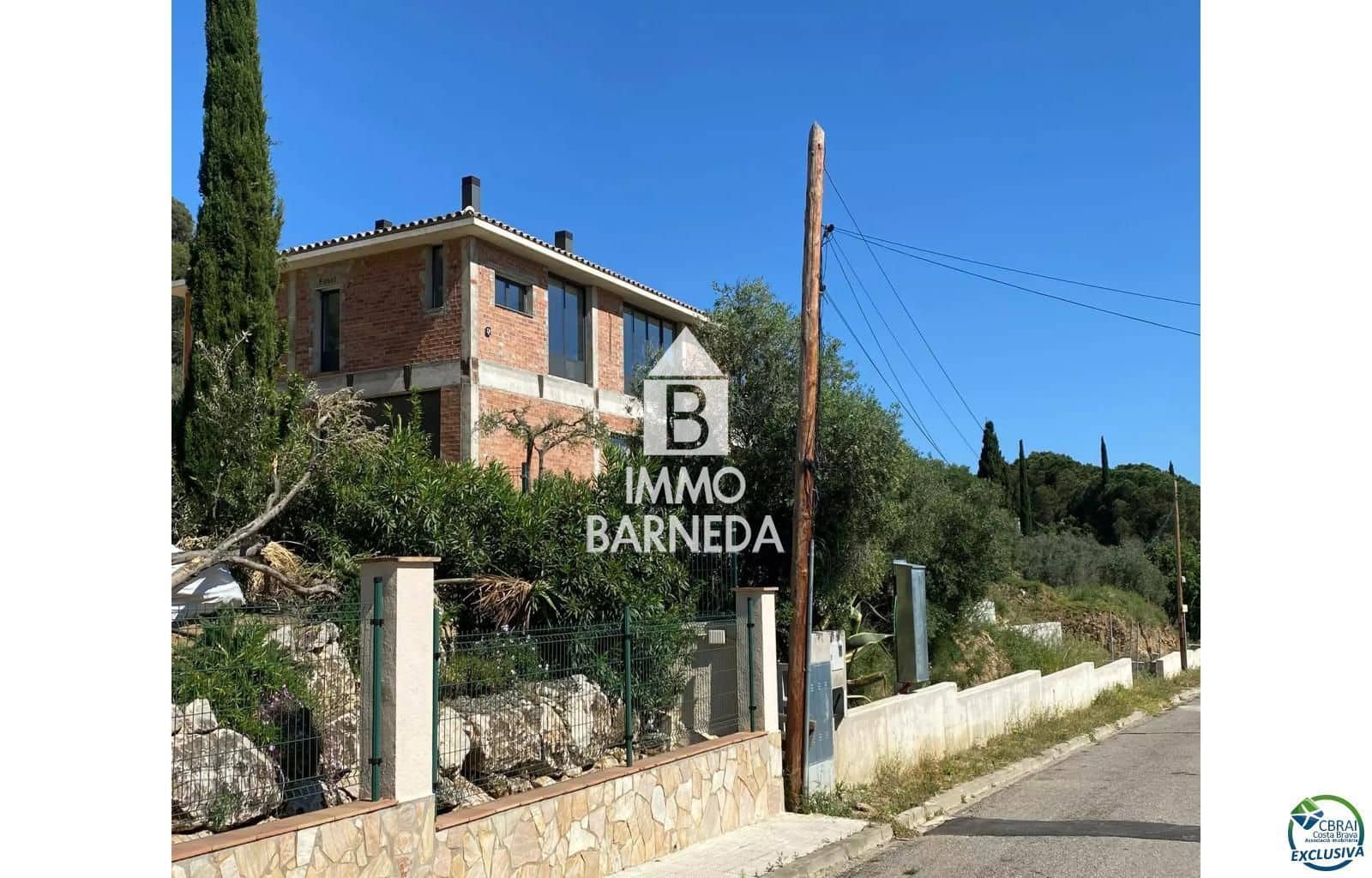 4 bedroom Villa for sale in Pau with pool garage - € 995,000 (Ref: 9839711)