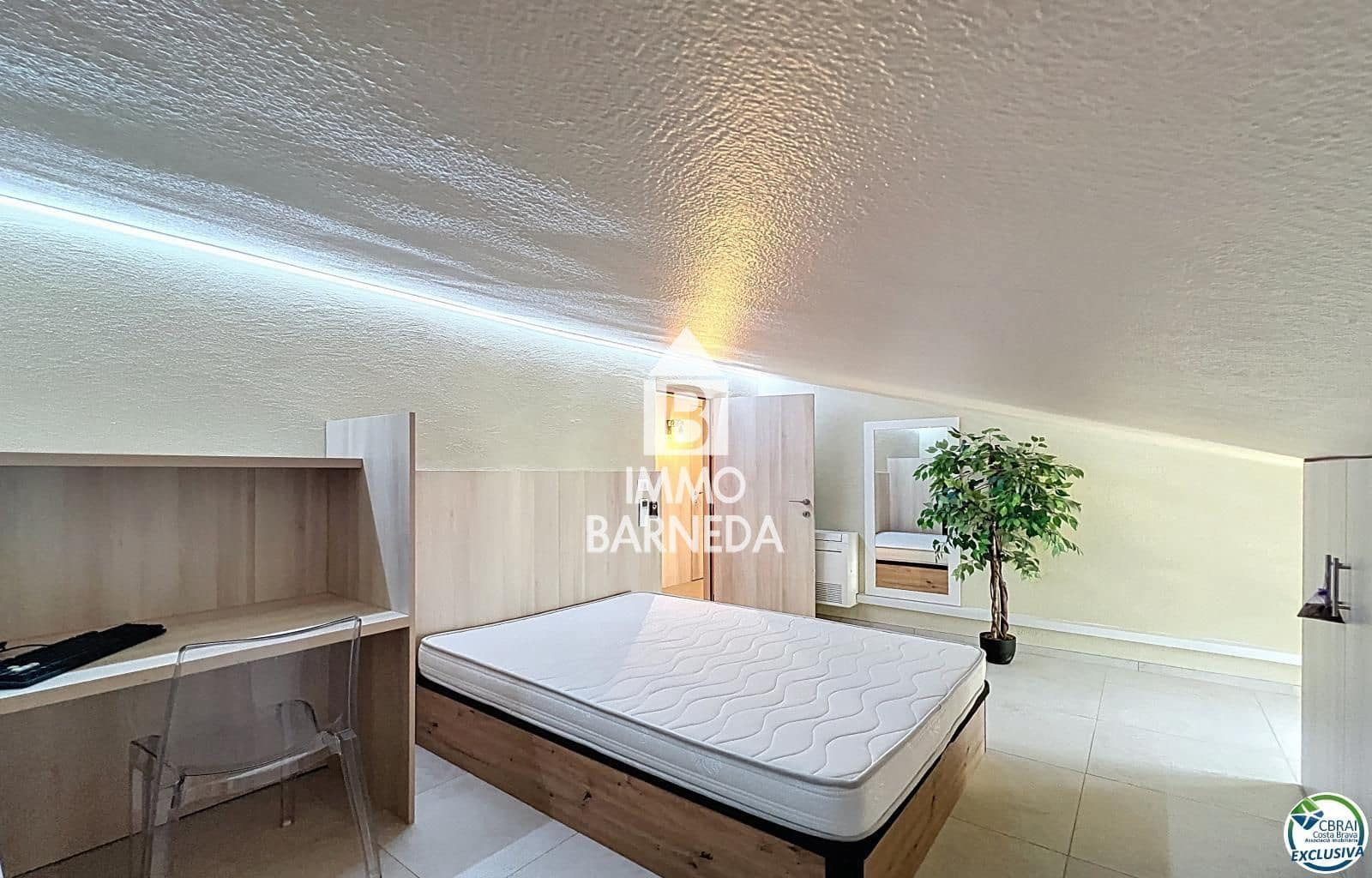 5 makuuhuone Huvila myytävänä paikassa Empuriabrava - 595 000 € (Ref: 9839712)