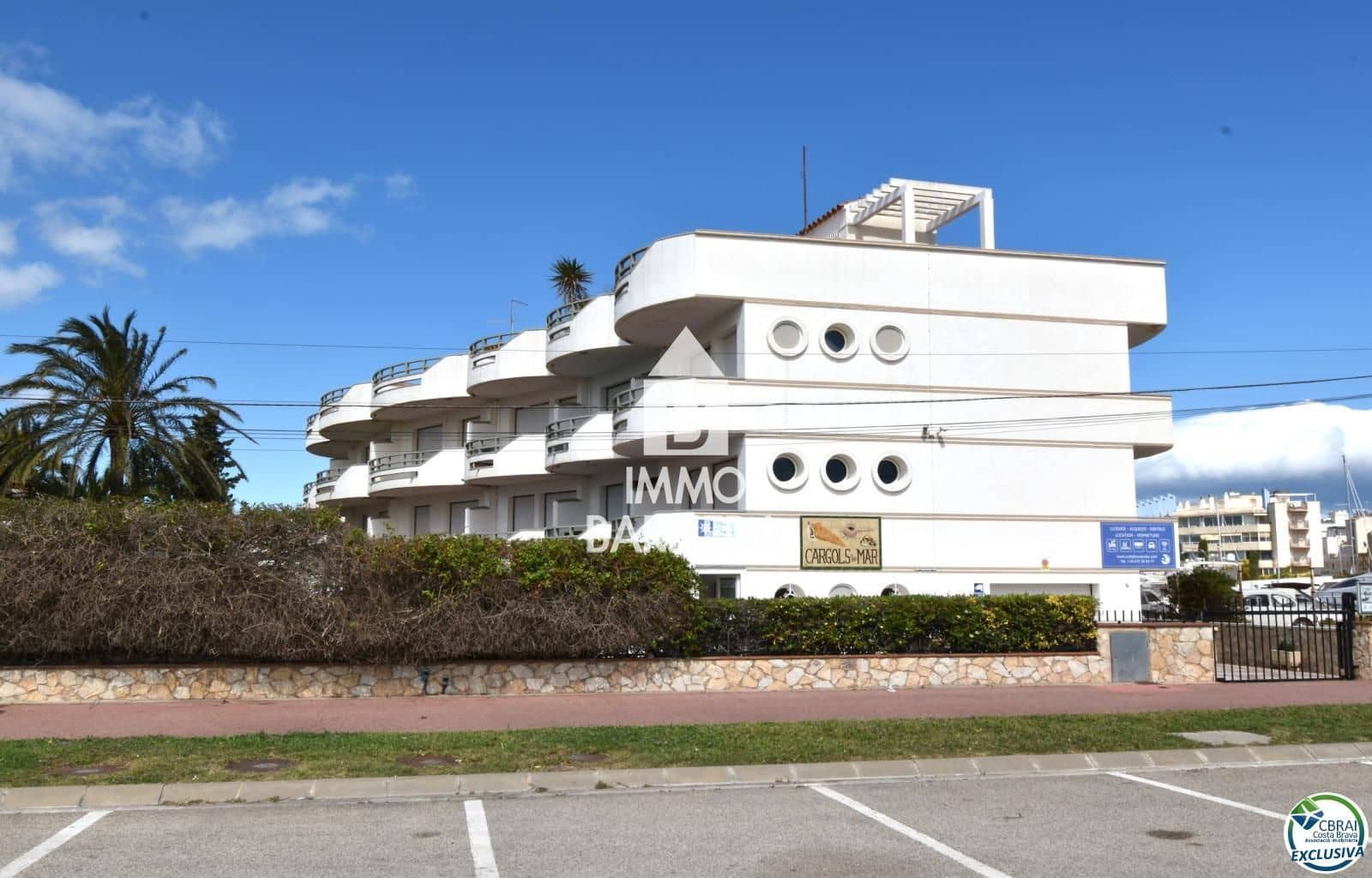 11 makuuhuone Huvila myytävänä paikassa Empuriabrava mukana uima-altaan 
autotalli - 4 500 000 € (Ref: 9847592)