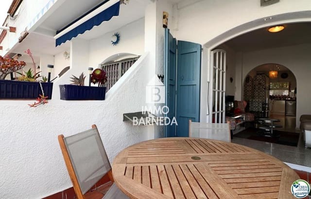 2 slaapkamer Villa te koop in Empuriabrava, Castelló d'Empúries met garage - € 295.000 (Ref: 9854515)