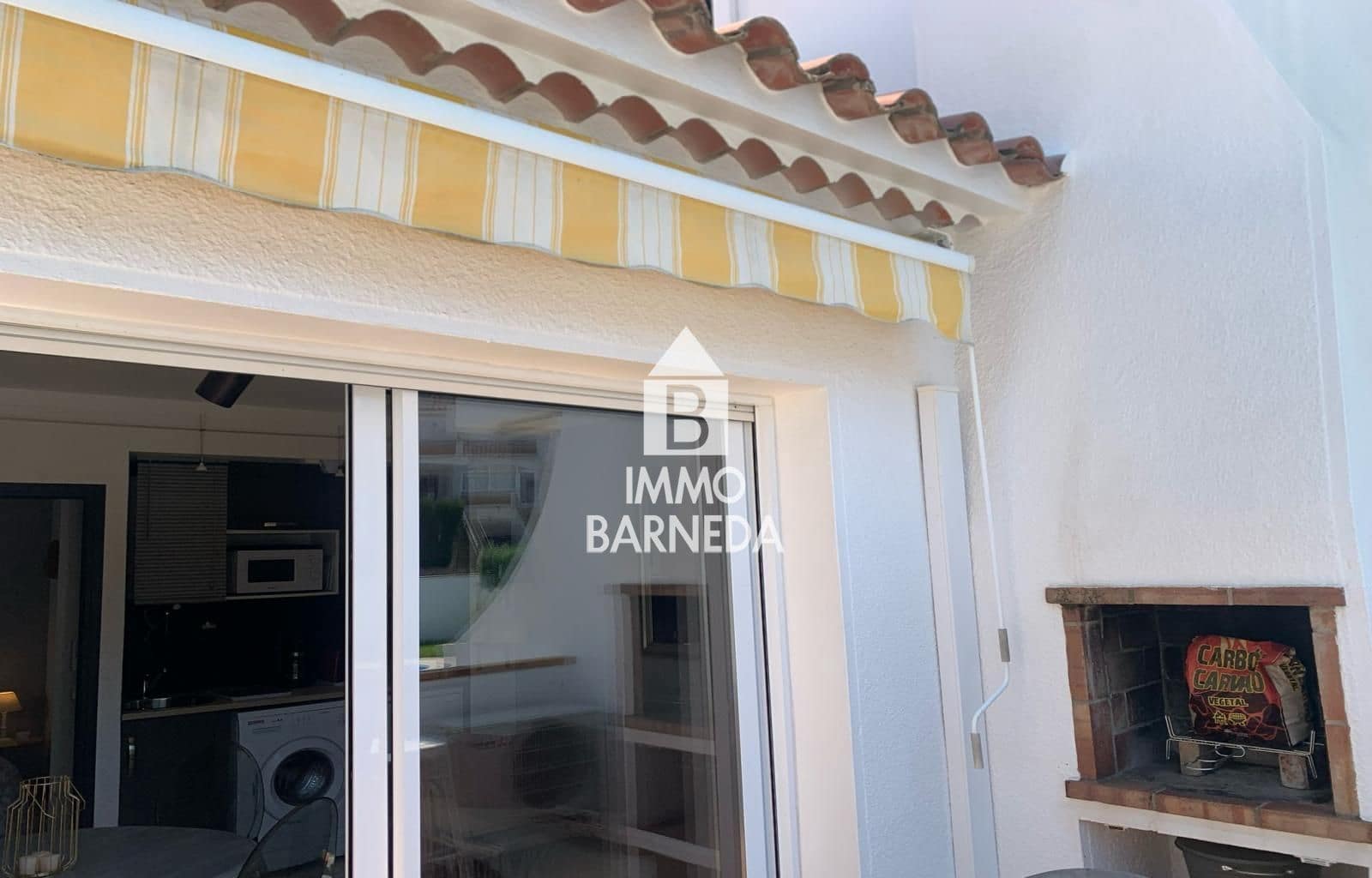 1 bedroom Flat for sale in Roses with pool garage - € 145,000 (Ref: 9854516)