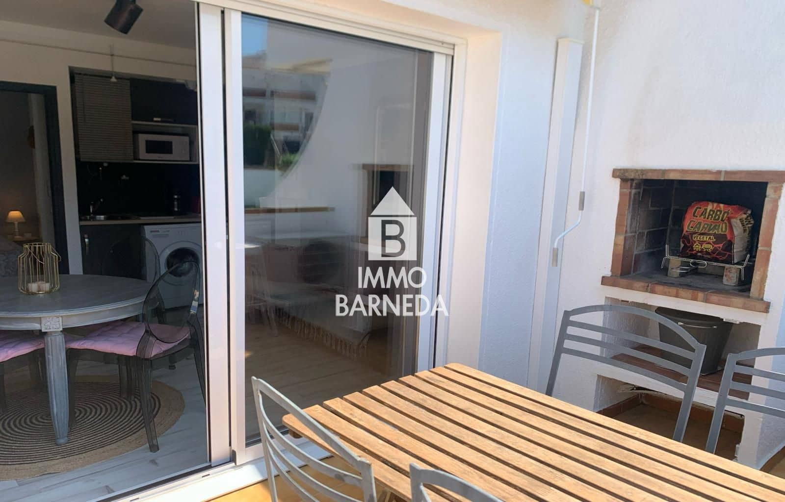 1 bedroom Flat for sale in Roses with pool garage - € 145,000 (Ref: 9854516)