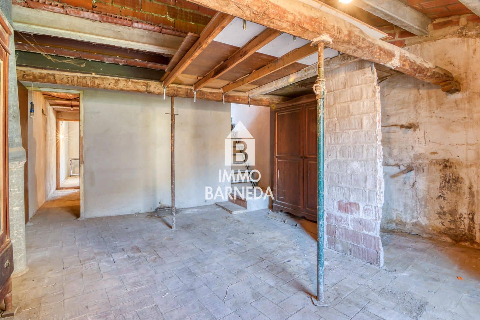 5 Zimmer Villa zu verkaufen in Peralada mit Garage - 295.000 € (Ref: 9858645)