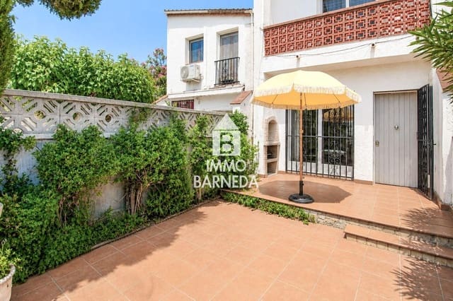 1 camera da letto Villa in vendita in Empuriabrava, Castelló d'Empúries - 130.000 € (Rif: 9868937)