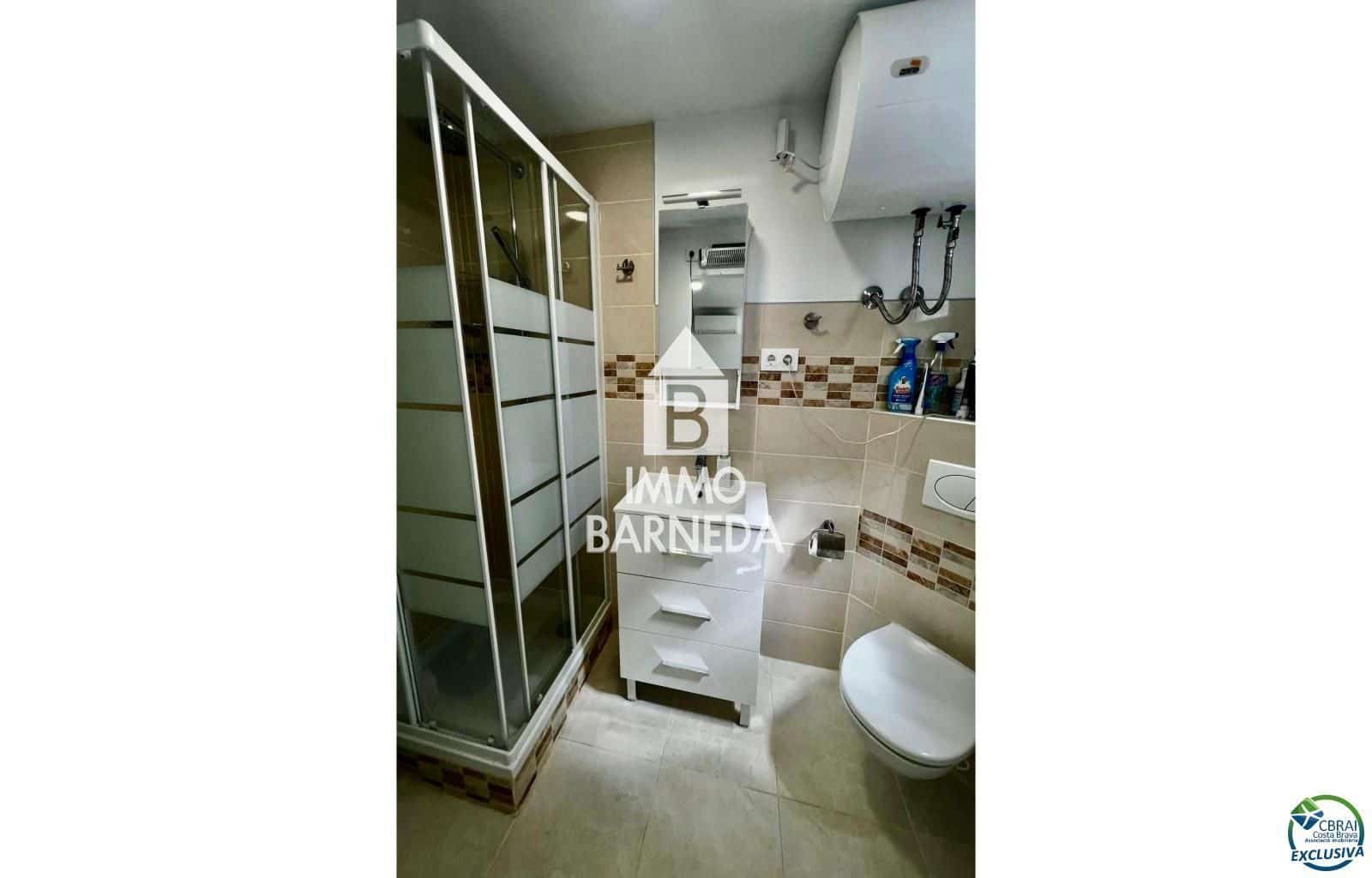 Chalet de 2 habitaciones en Empuriabrava en venta - 225.000 € (Ref: 9882428)