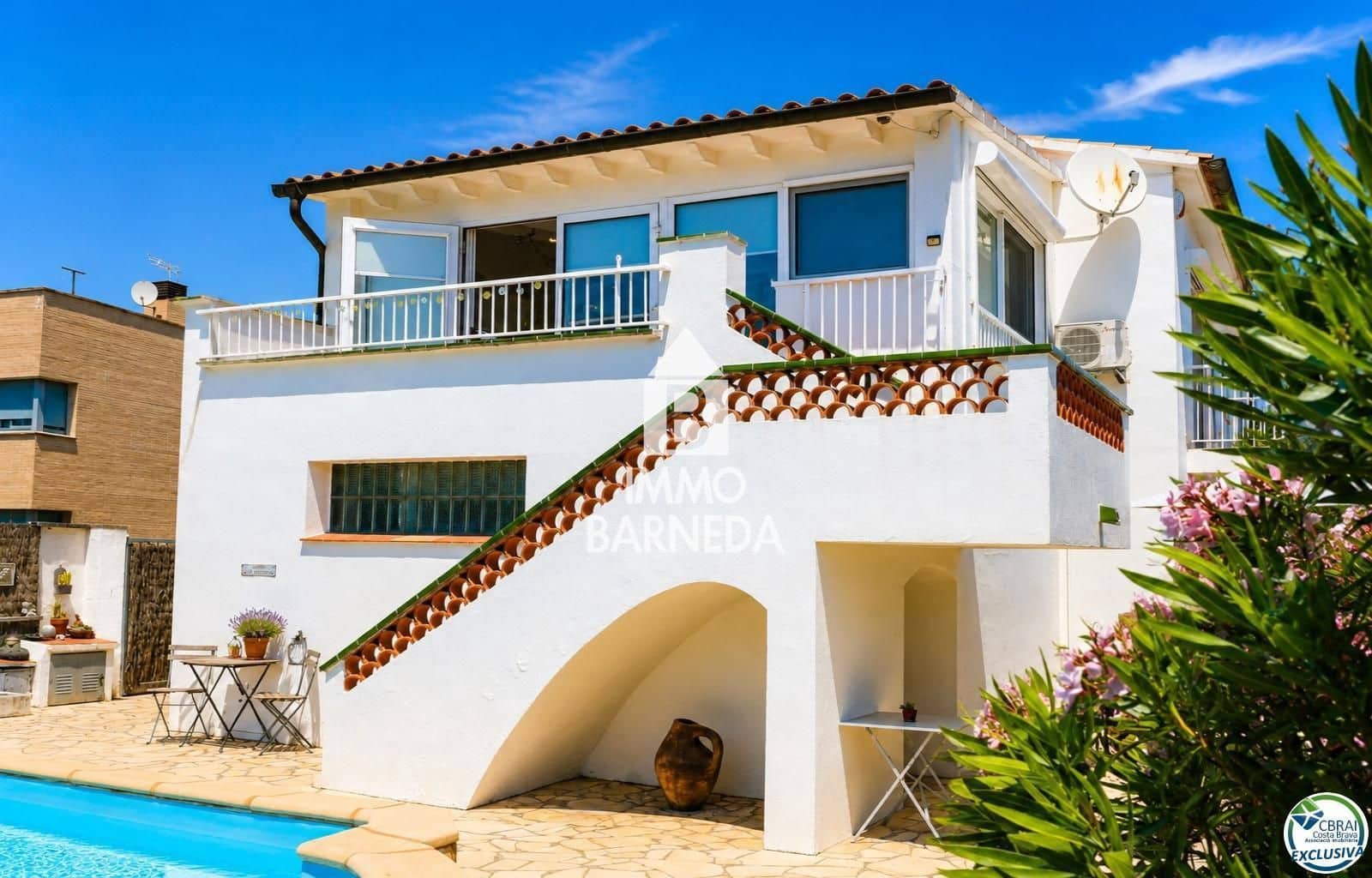 4 bedroom Villa for sale in Roses with pool garage - € 475,000 (Ref: 9892696)