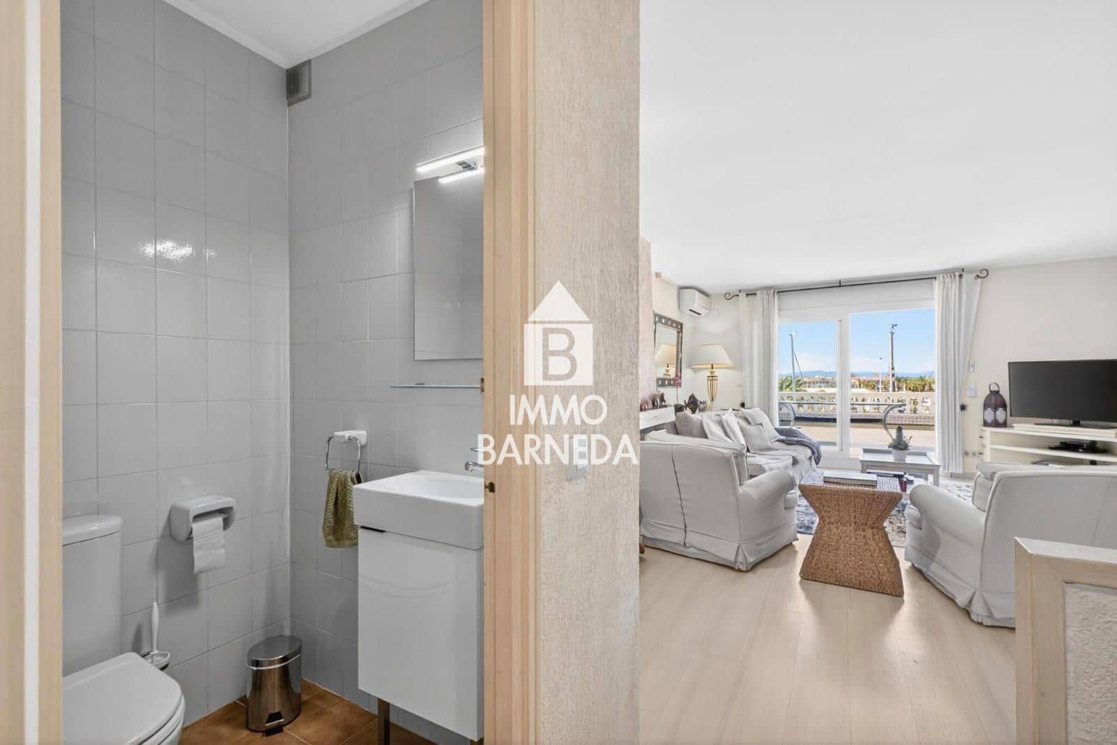 3 bedroom Flat for sale in Empuriabrava with pool garage - € 480,000 (Ref: 9895274)
