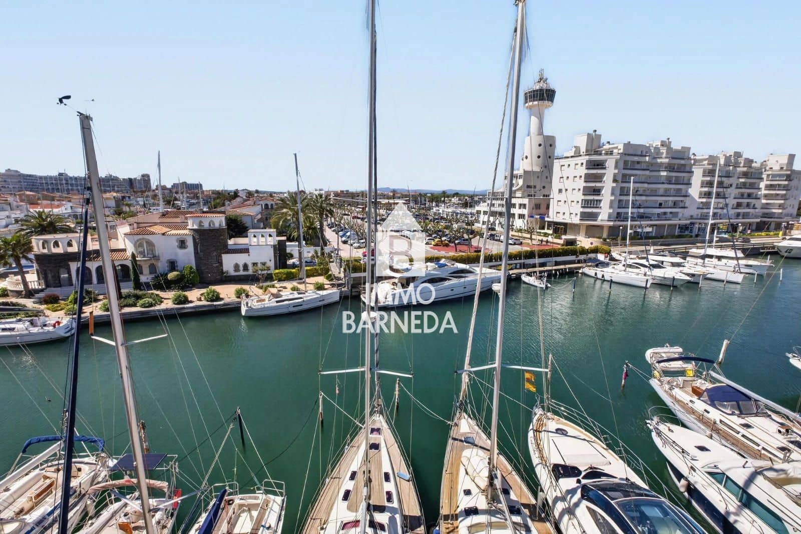 3 bedroom Flat for sale in Empuriabrava with pool garage - € 480,000 (Ref: 9895274)
