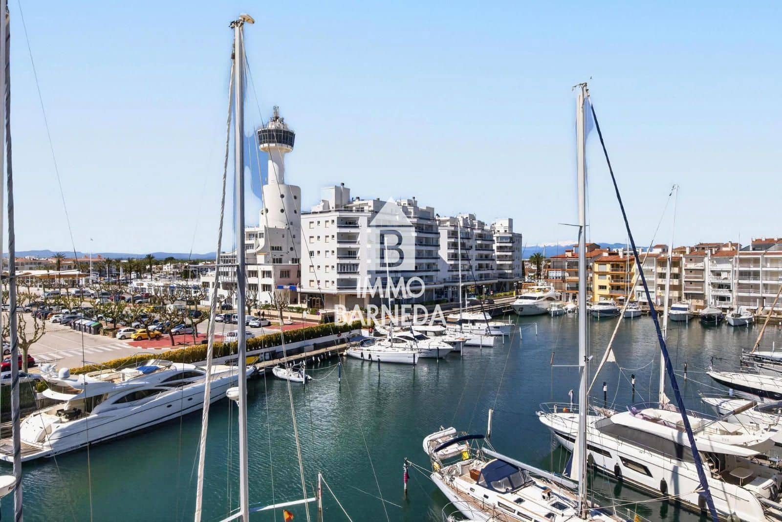 3 bedroom Flat for sale in Empuriabrava with pool garage - € 480,000 (Ref: 9895274)