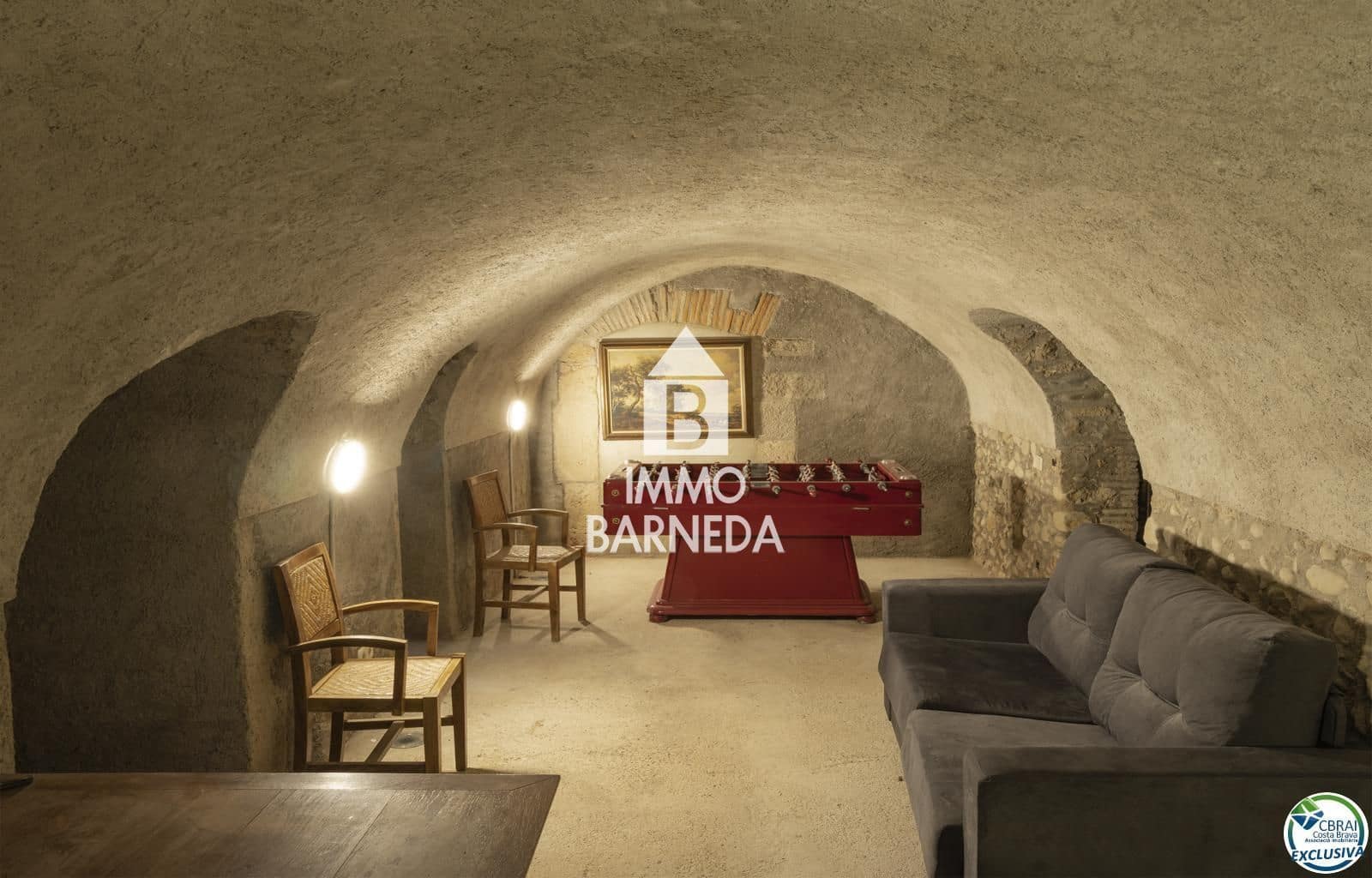Chalet de 11 habitaciones en Sant Miquel de Fluvià en venta con piscina garaje - 1.900.000 € (Ref: 9895275)