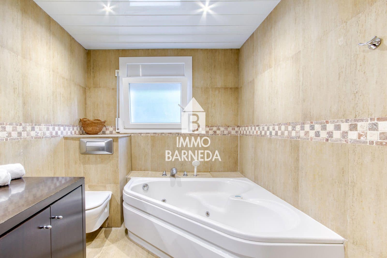 Piso de 2 habitaciones en Roses en venta - 198.000 € (Ref: 9905172)
