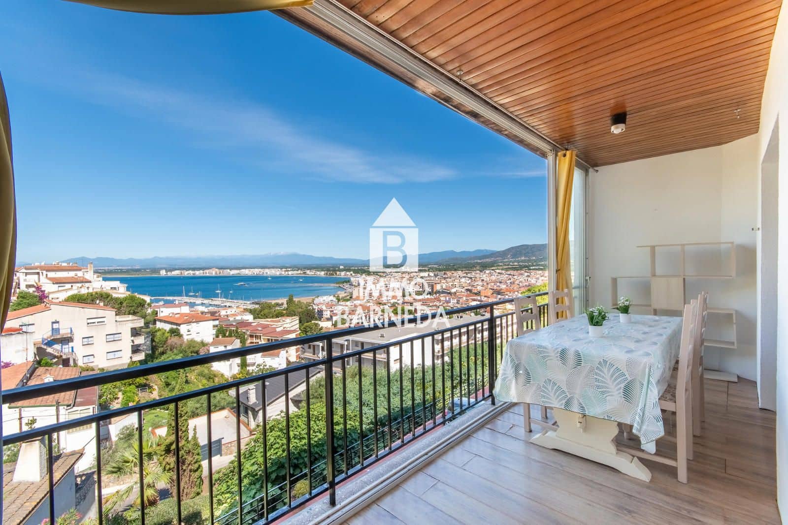 Piso de 2 habitaciones en Roses en venta - 198.000 € (Ref: 9905172)