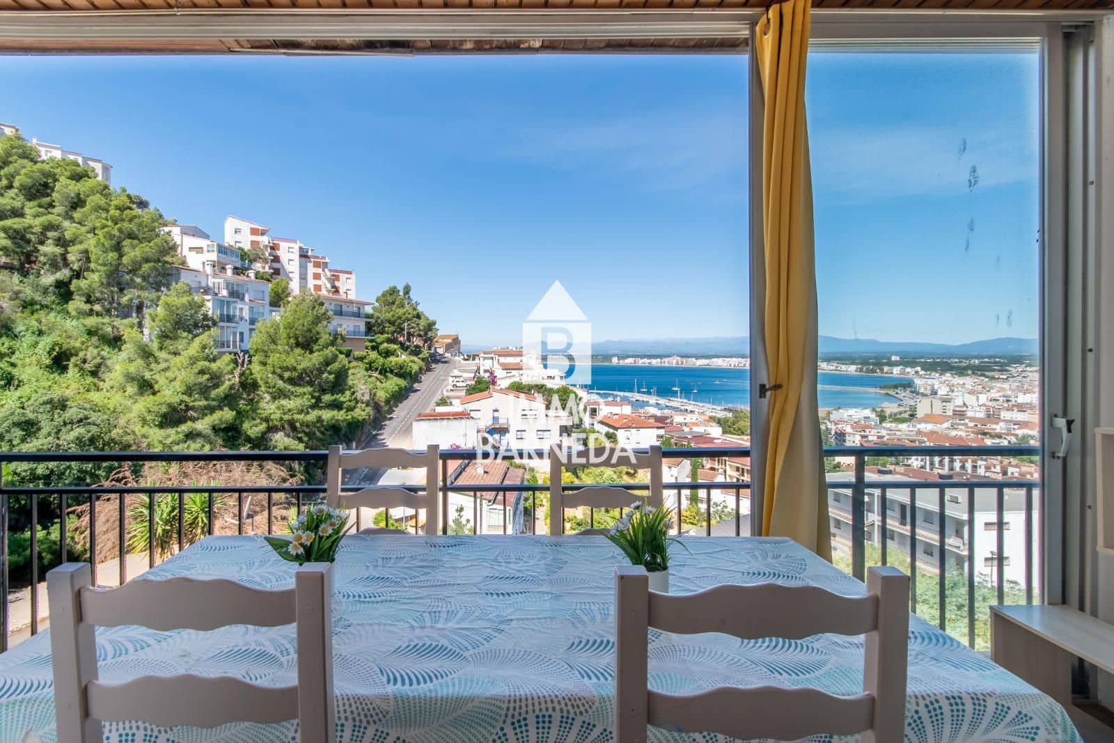 Piso de 2 habitaciones en Roses en venta - 198.000 € (Ref: 9905172)