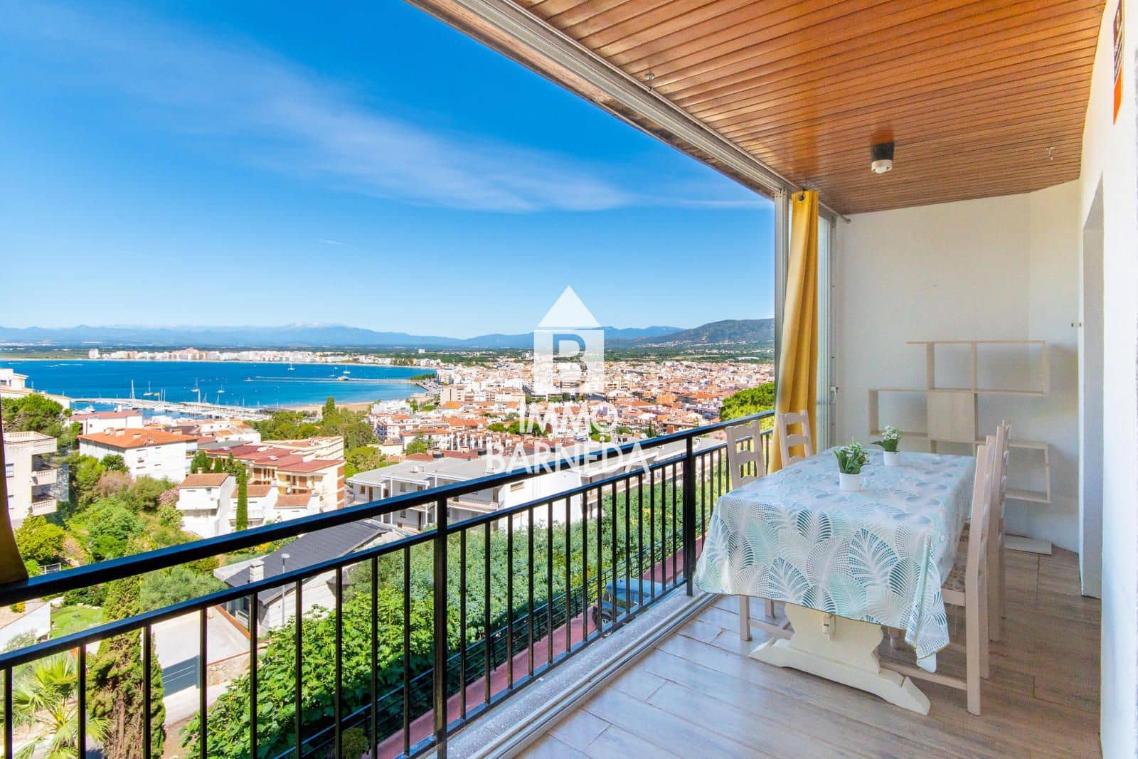 Piso de 2 habitaciones en Roses en venta - 198.000 € (Ref: 9905172)
