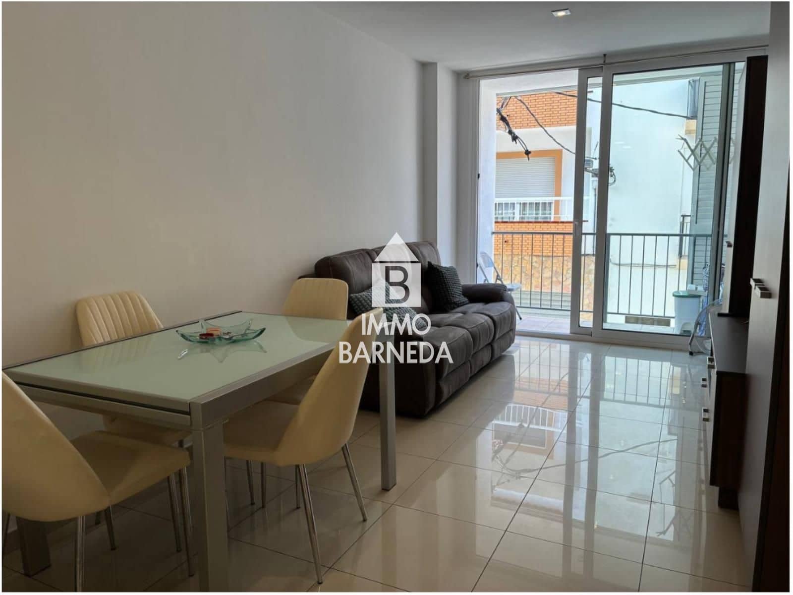 2 bedroom Flat for sale in Roses - € 195,000 (Ref: 9911540)