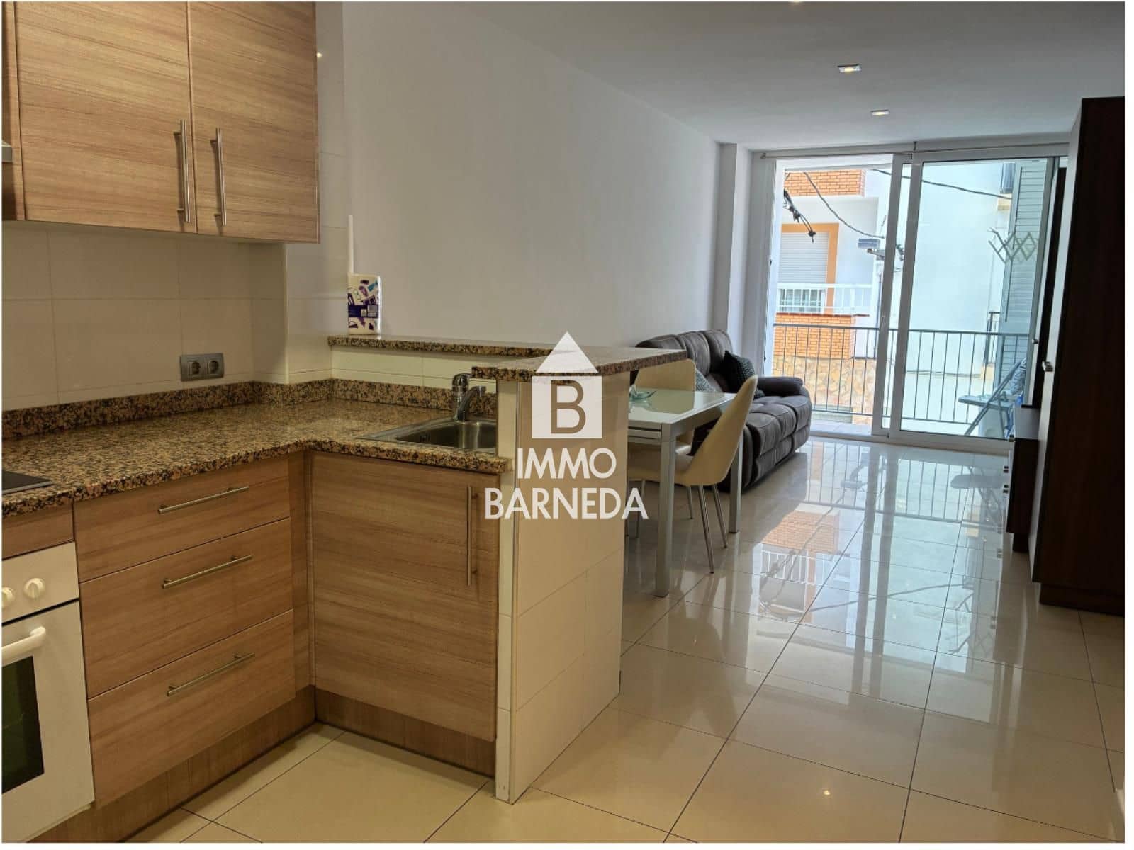 2 bedroom Flat for sale in Roses - € 195,000 (Ref: 9911540)