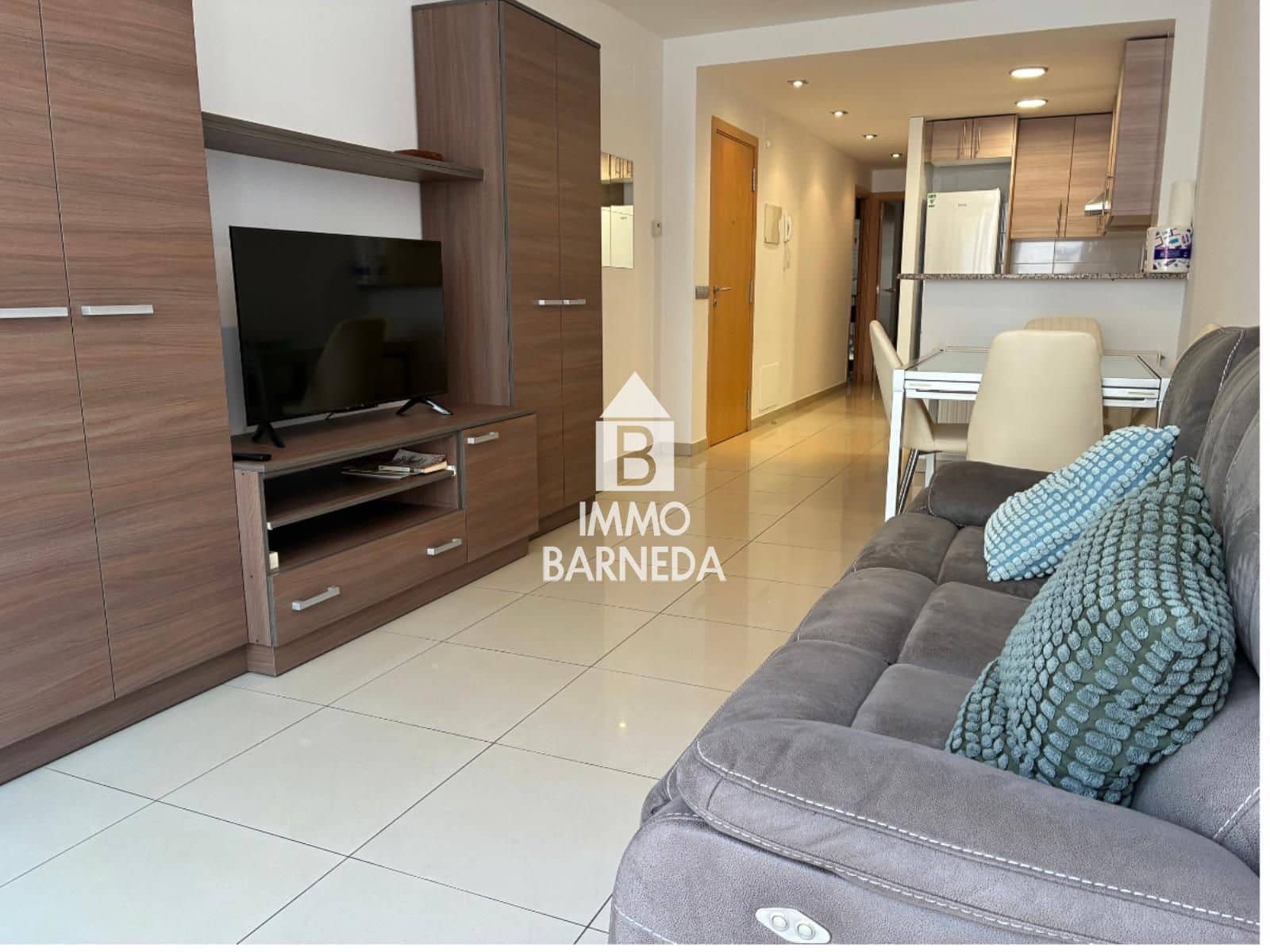 2 bedroom Flat for sale in Roses - € 195,000 (Ref: 9911540)