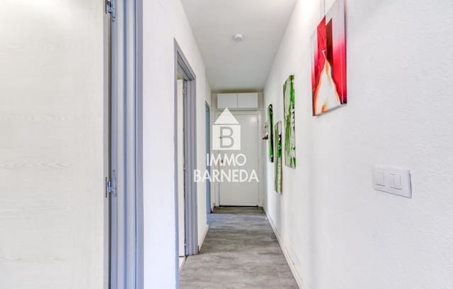 2 bedroom Flat for sale in Roses - € 223,000 (Ref: 9914835)