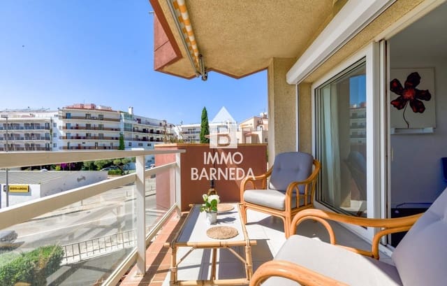 2 bedroom Flat for sale in Roses - € 223,000 (Ref: 9914835)