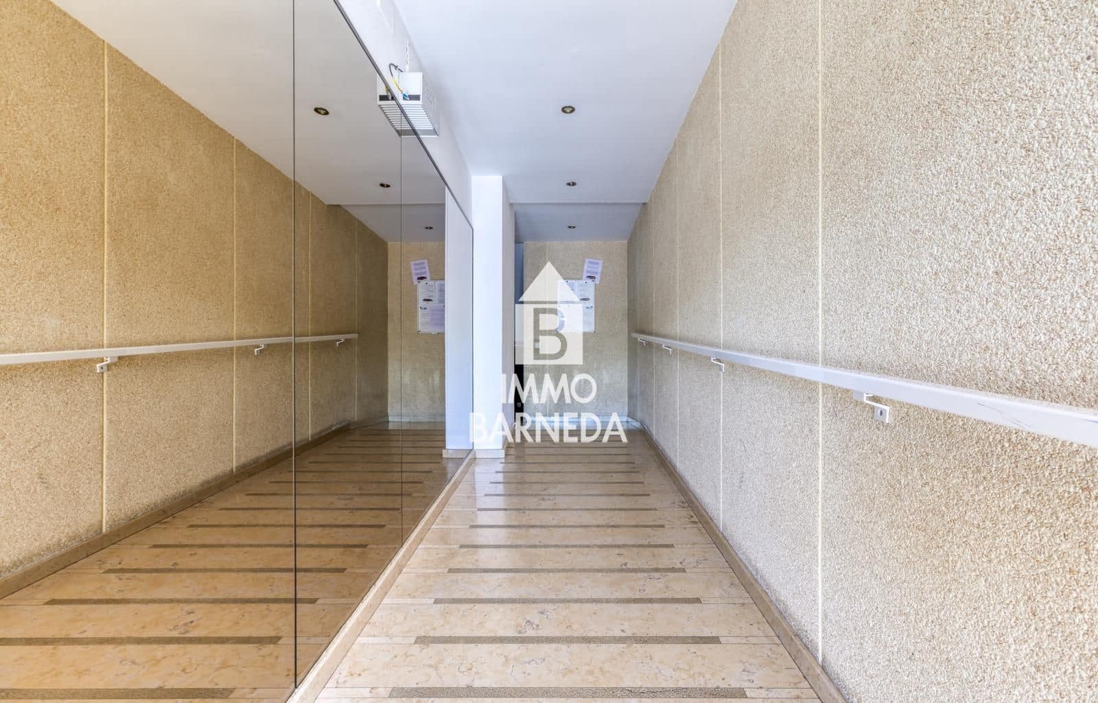 2 bedroom Flat for sale in Roses - € 223,000 (Ref: 9914835)