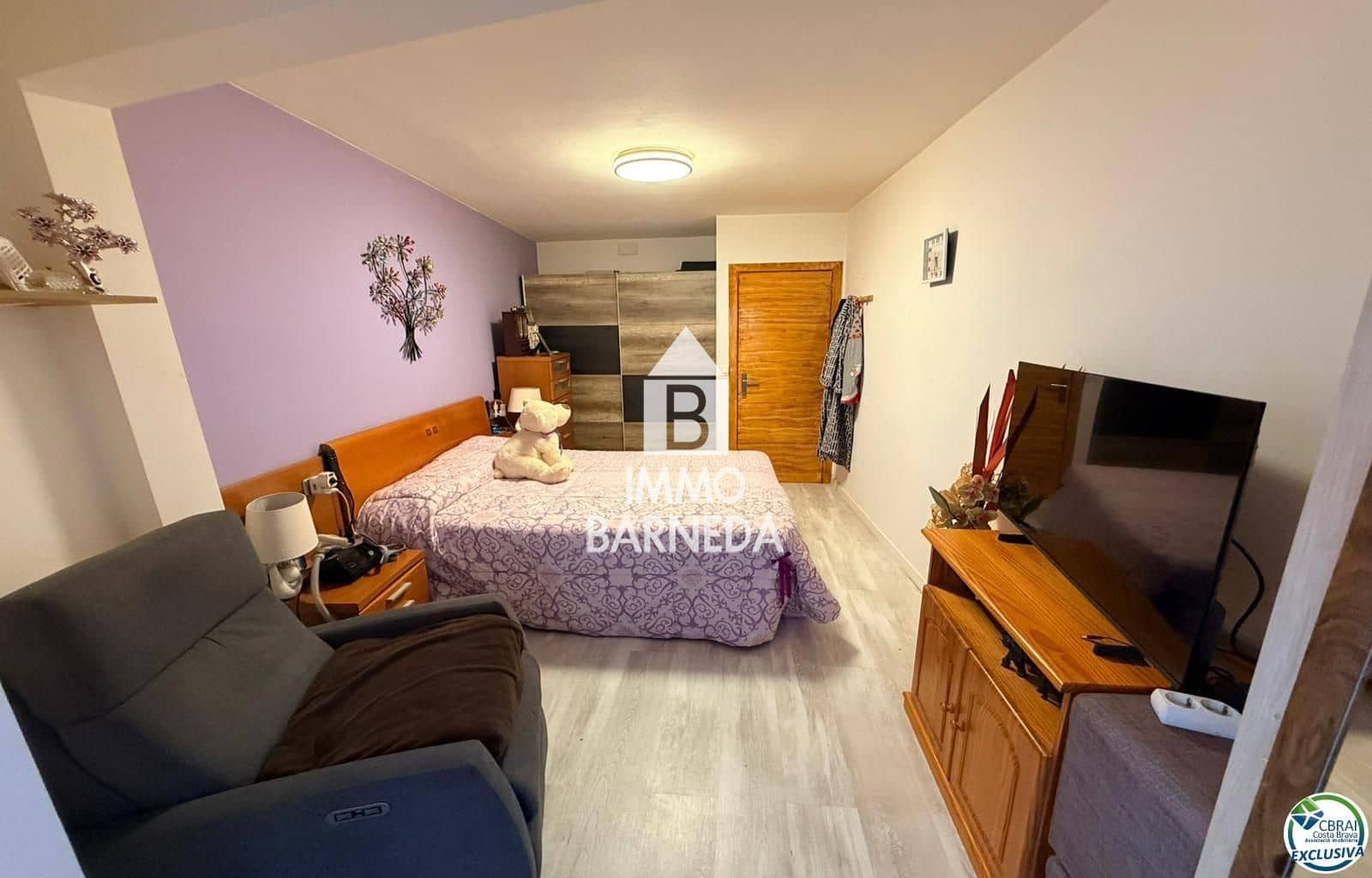 2 bedroom Flat for sale in Roses - € 190,000 (Ref: 9924933)