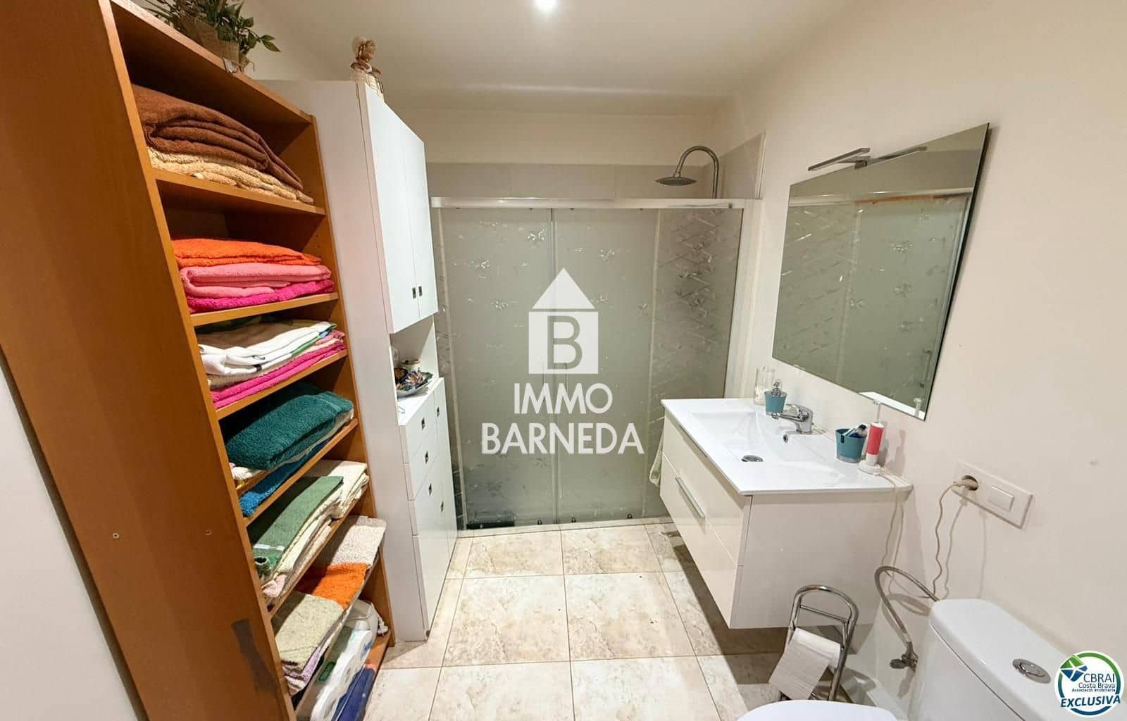 2 bedroom Flat for sale in Roses - € 190,000 (Ref: 9924933)