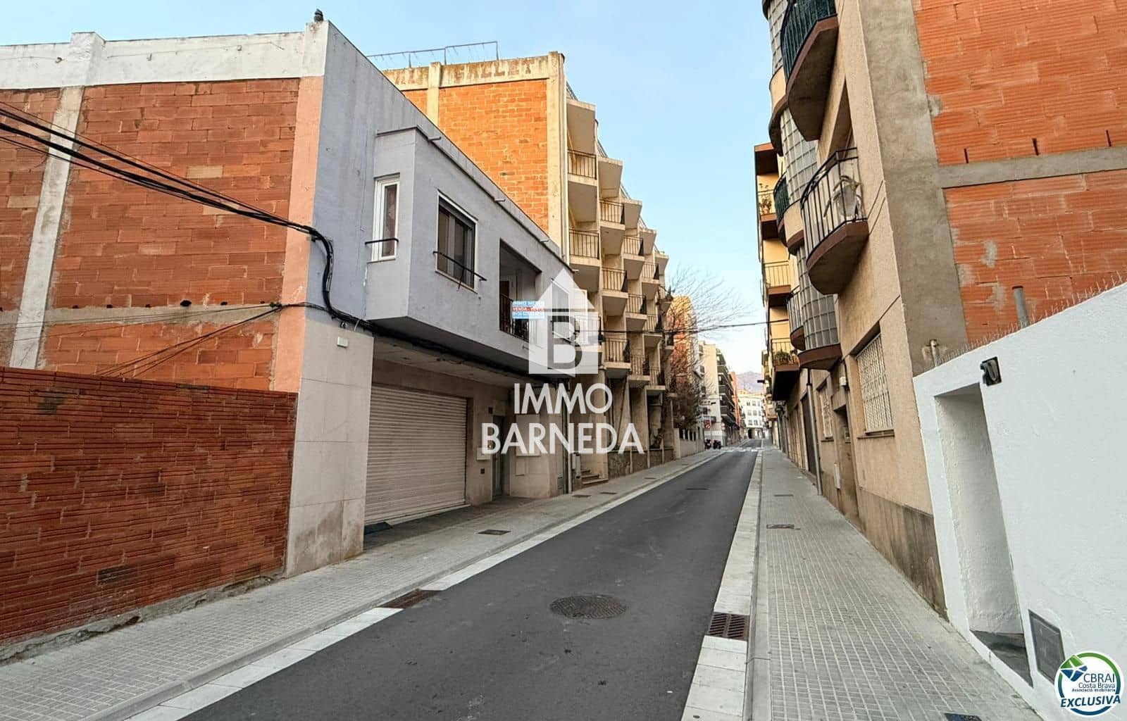 2 bedroom Flat for sale in Roses - € 190,000 (Ref: 9924933)