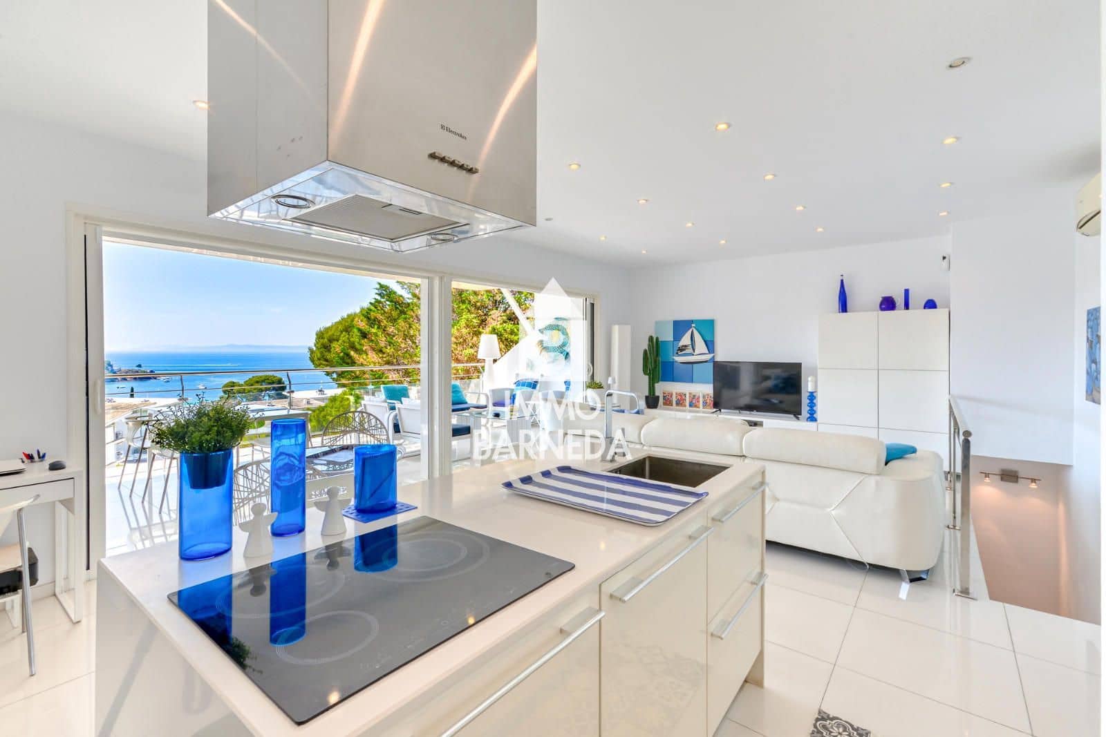3 bedroom Townhouse for sale in Roses with garage - € 755,000 (Ref: 9926464)