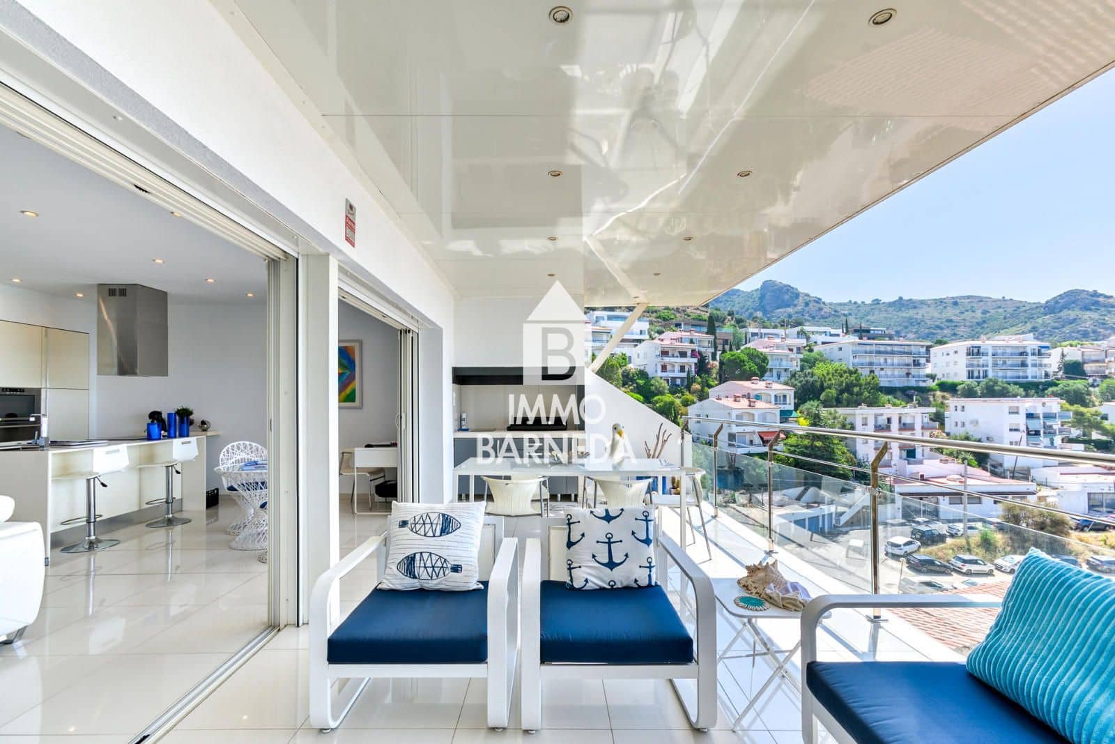 3 bedroom Townhouse for sale in Roses with garage - € 755,000 (Ref: 9926464)