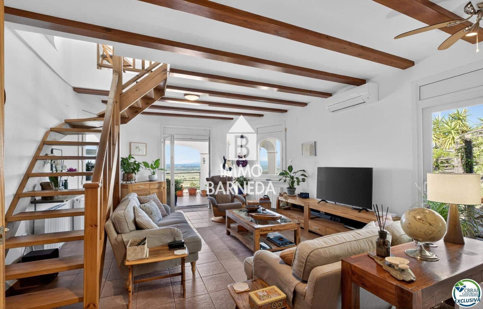 3 bedroom Villa for sale in Palau-saverdera with pool garage - € 650,000 (Ref: 9927896)