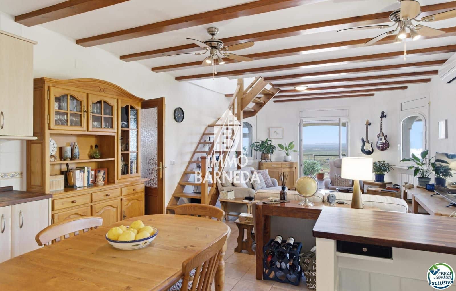 3 bedroom Villa for sale in Palau-saverdera with pool garage - € 650,000 (Ref: 9927896)
