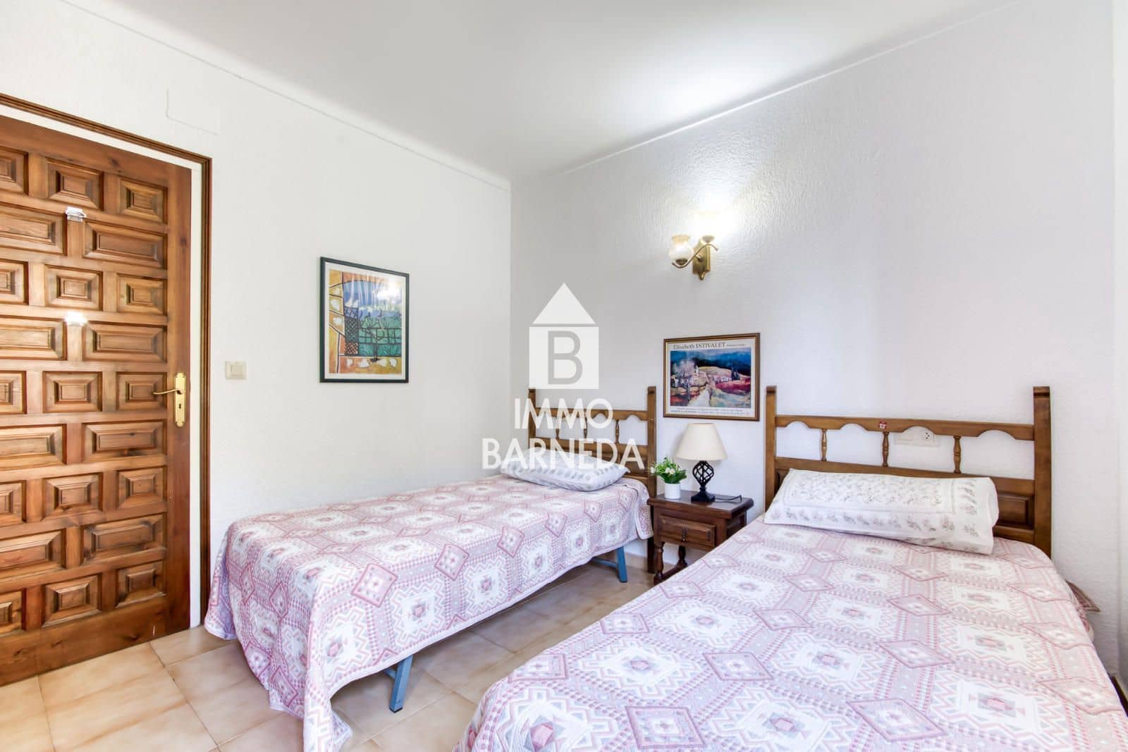 3 bedroom Flat for sale in Roses with pool garage - € 385,000 (Ref: 9929770)