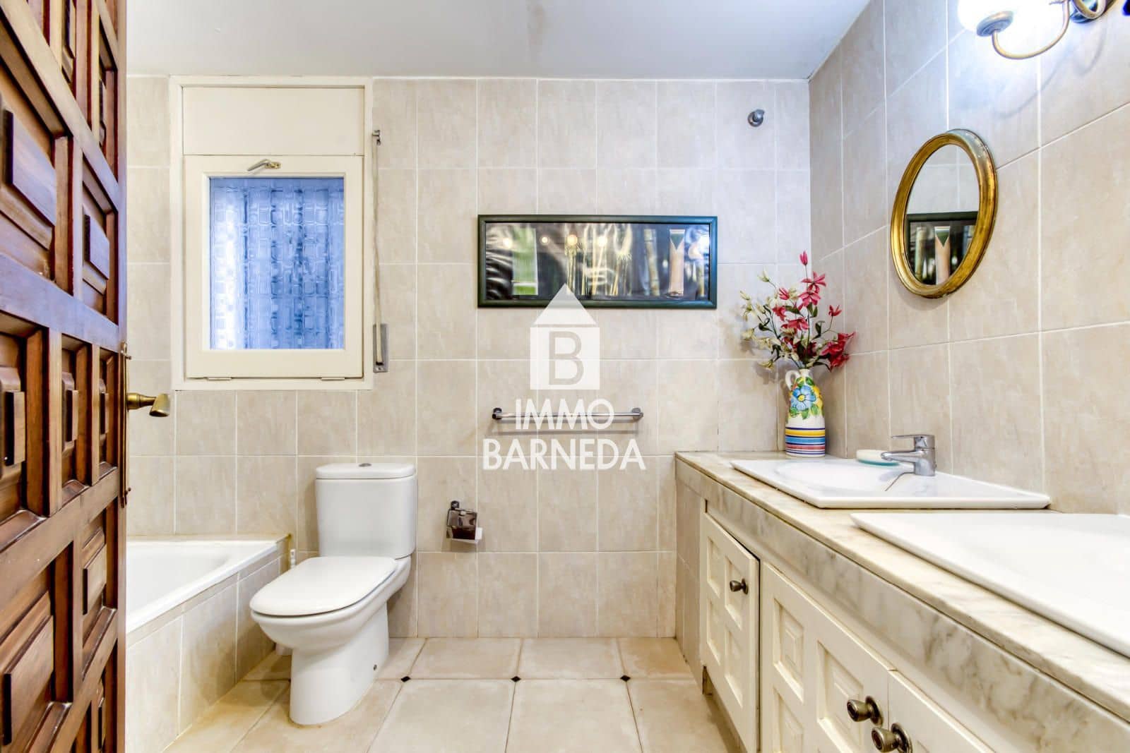 3 bedroom Flat for sale in Roses with pool garage - € 385,000 (Ref: 9929770)