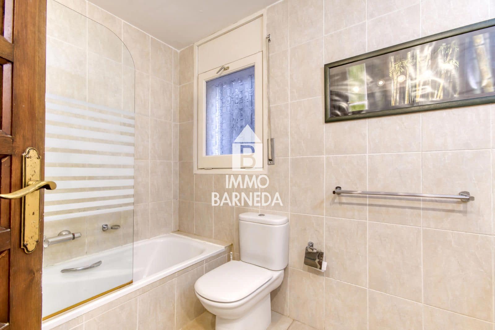 3 bedroom Flat for sale in Roses with pool garage - € 385,000 (Ref: 9929770)