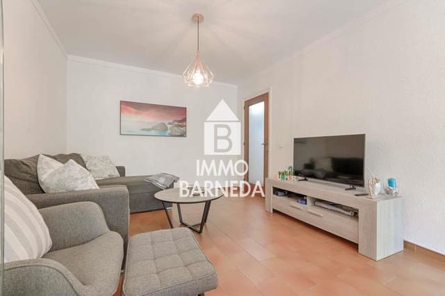 2 slaapkamer Flat te koop in Roses - € 235.000 (Ref: 9929773)