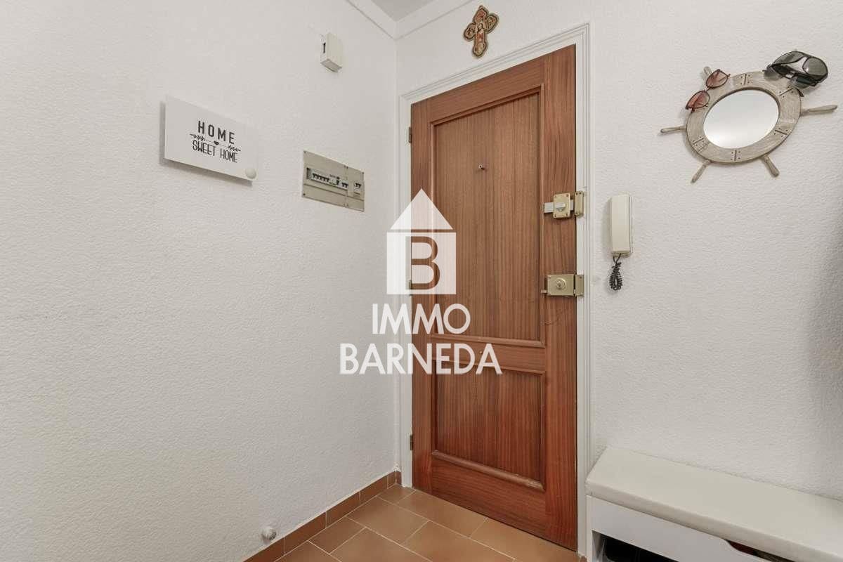 2 bedroom Flat for sale in Roses - € 235,000 (Ref: 9929773)