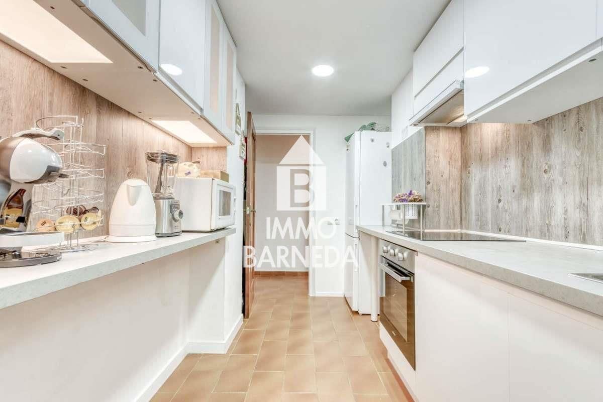 2 bedroom Flat for sale in Roses - € 235,000 (Ref: 9929773)