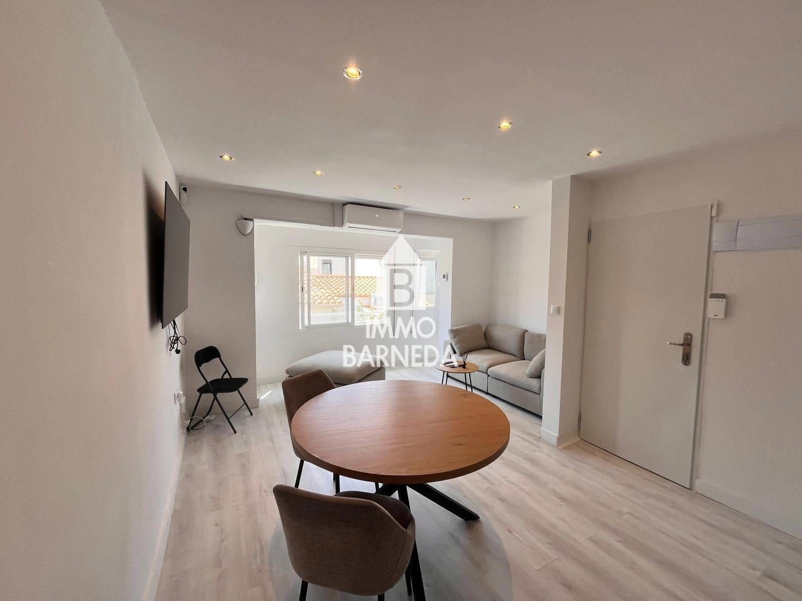 2 bedroom Flat for sale in Roses - € 180,000 (Ref: 9932063)