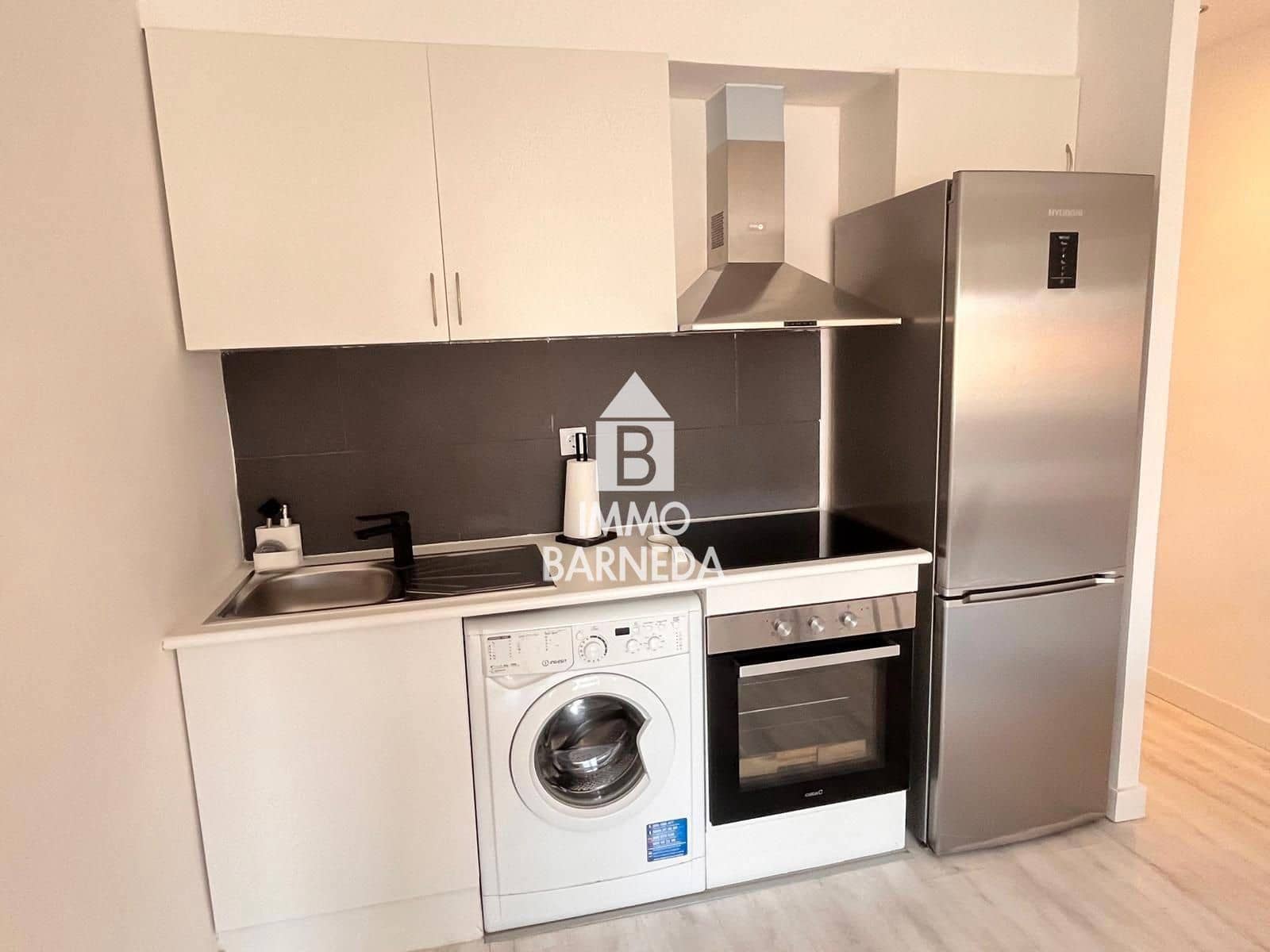 2 bedroom Flat for sale in Roses - € 180,000 (Ref: 9932063)