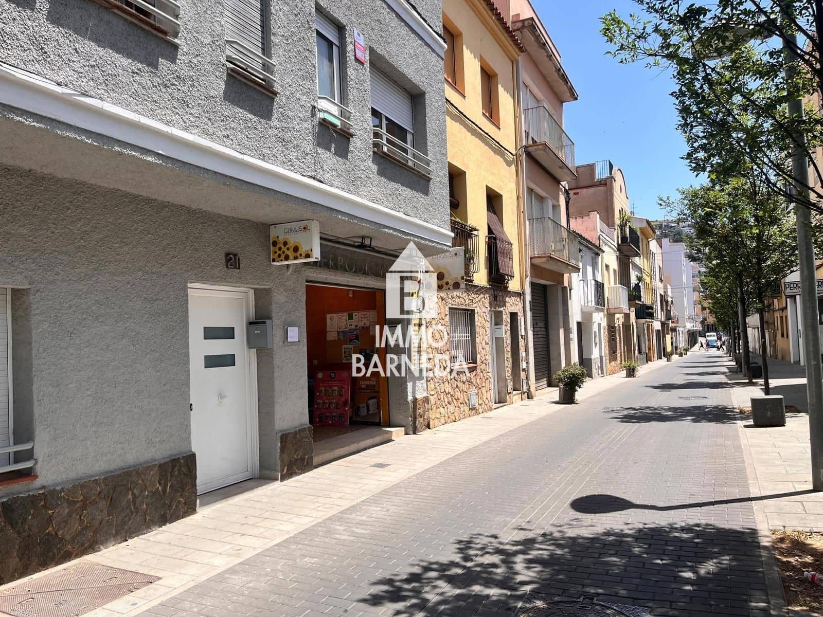 2 bedroom Flat for sale in Roses - € 180,000 (Ref: 9932063)