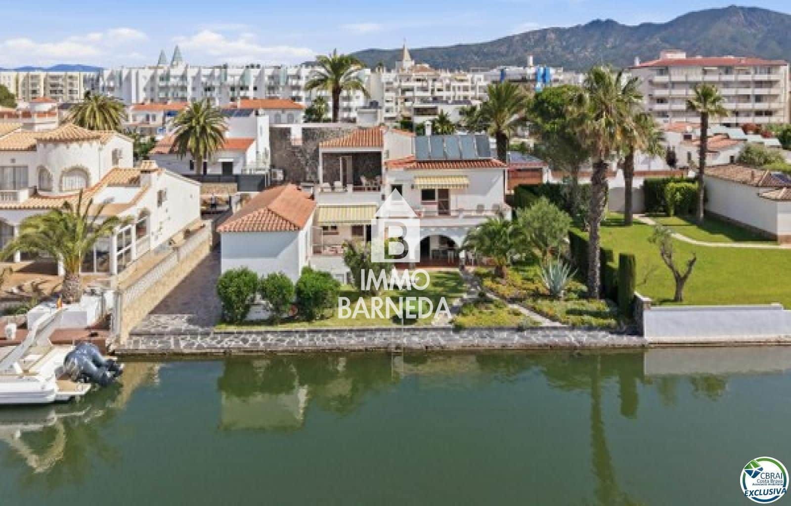 6 quarto Moradia para venda em Santa Margarida com garagem - 1 800 000 € (Ref: 9935200)
