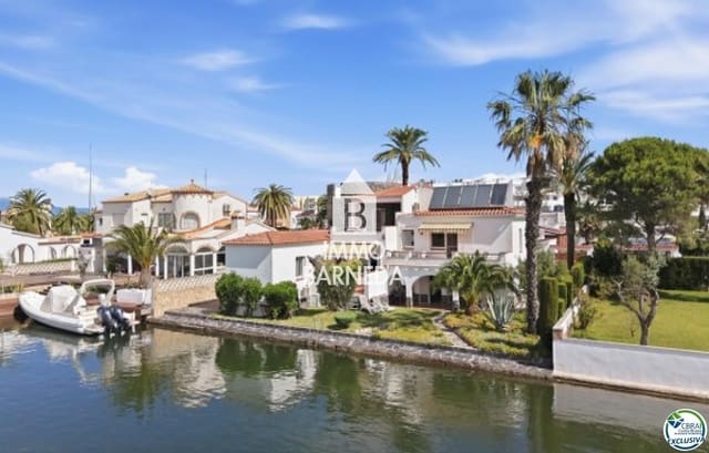 6 quarto Moradia para venda em Santa Margarida, Roses com garagem - 1 800 000 € (Ref: 9935200)