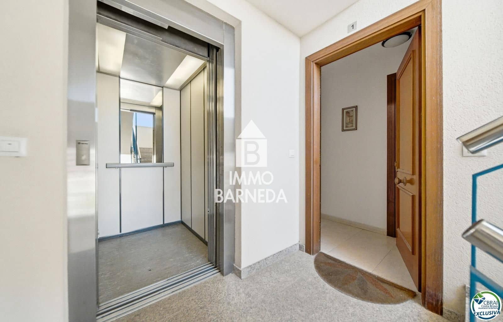 Piso de 2 habitaciones en Santa Margarida en venta - 215.000 € (Ref: 9936690)